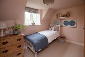 Bedroom- click for photo gallery